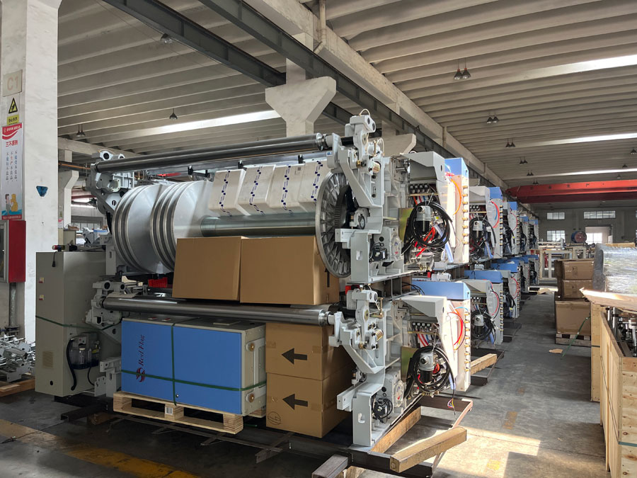 噴氣織機(jī)發(fā)貨